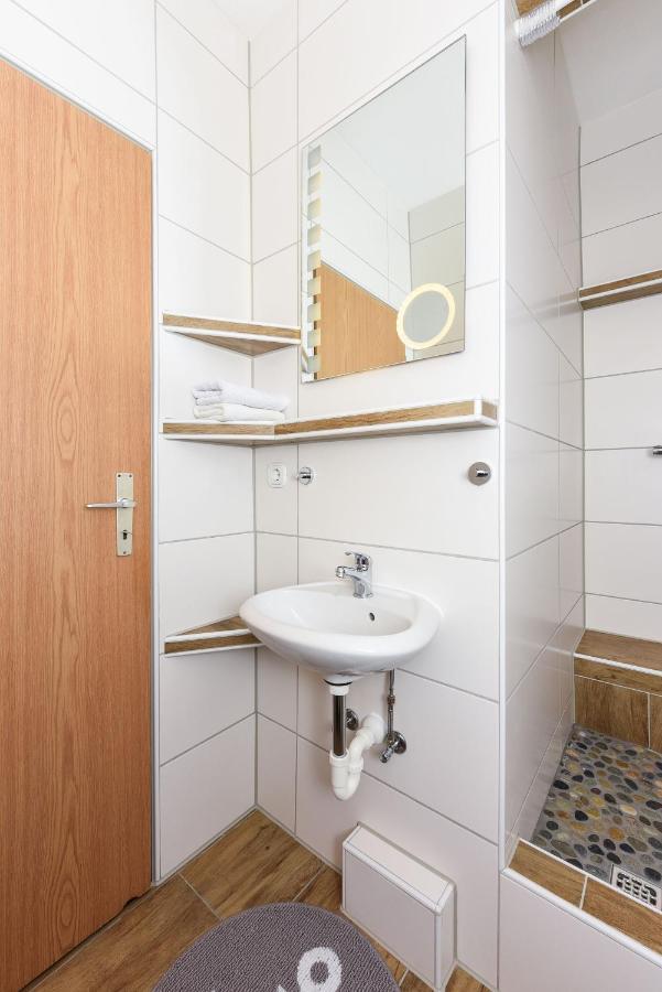 Friesenmeer Ferienwohnung Zwei Bensersiel Exterior photo